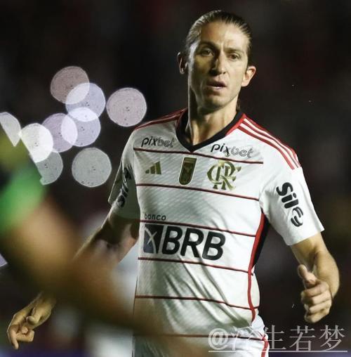 菲利佩·路易斯华丽转身再夺桂冠 菲利佩·路易斯华丽转身再夺桂冠